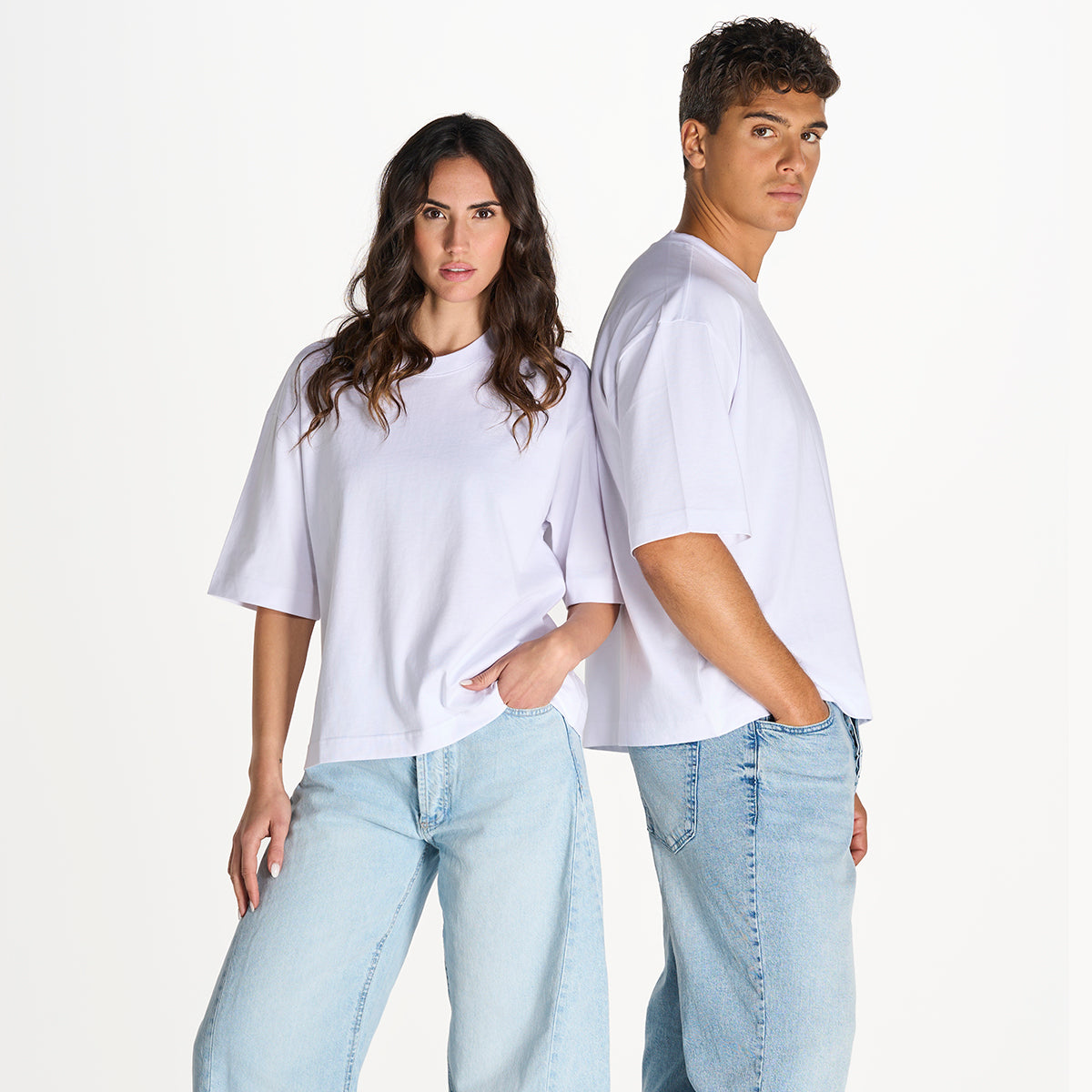 Camiseta oversize crop desde 17,36 € impresa